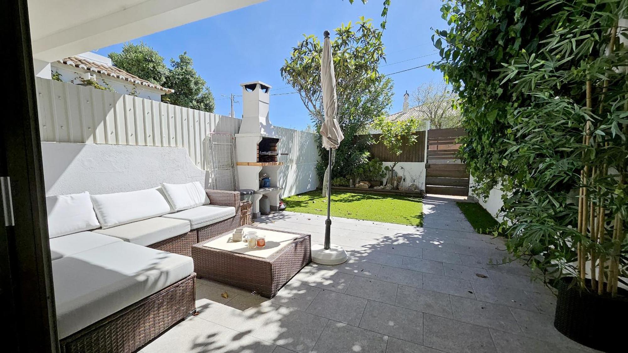 Magnific Studio With A Cozy Garden, 5 Minutes To The Beach Albufeira Ngoại thất bức ảnh