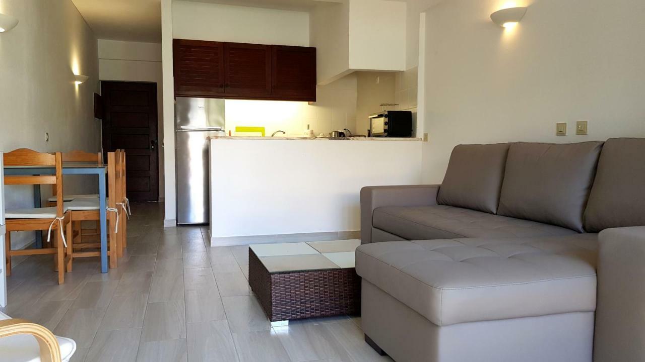 Magnific Studio With A Cozy Garden, 5 Minutes To The Beach Albufeira Ngoại thất bức ảnh