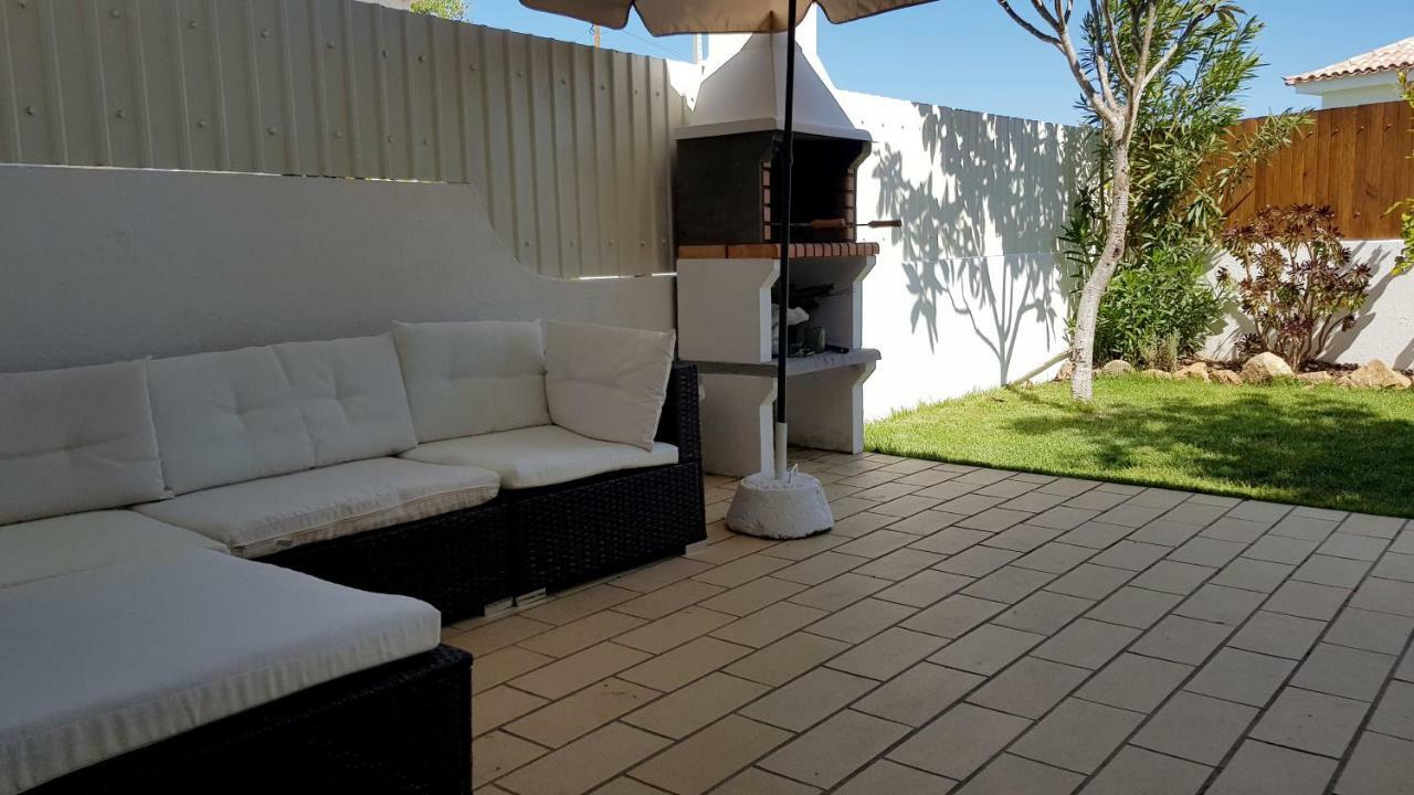 Magnific Studio With A Cozy Garden, 5 Minutes To The Beach Albufeira Ngoại thất bức ảnh